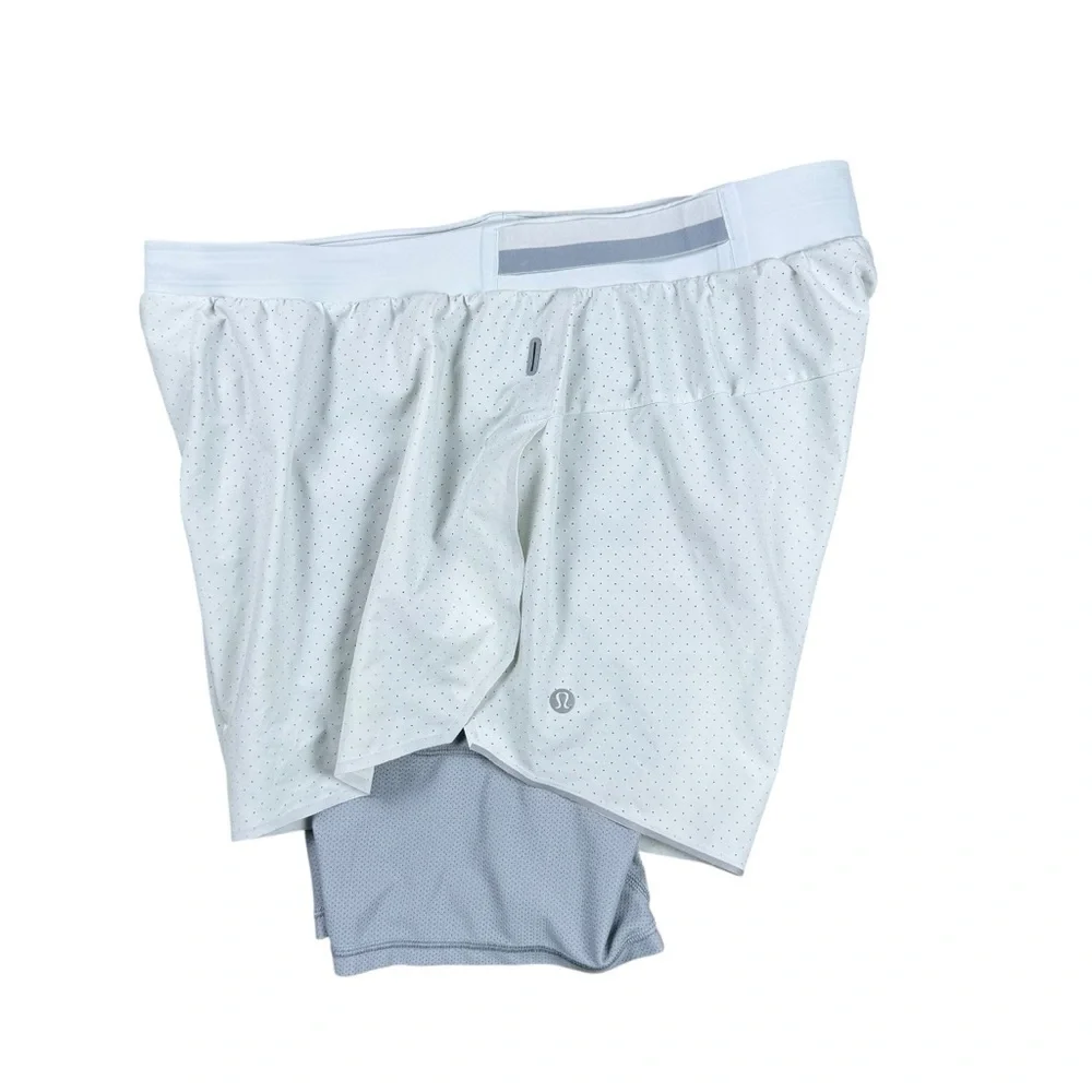 Lululemon Lightweight Lined Run Shorts 4” Size Large